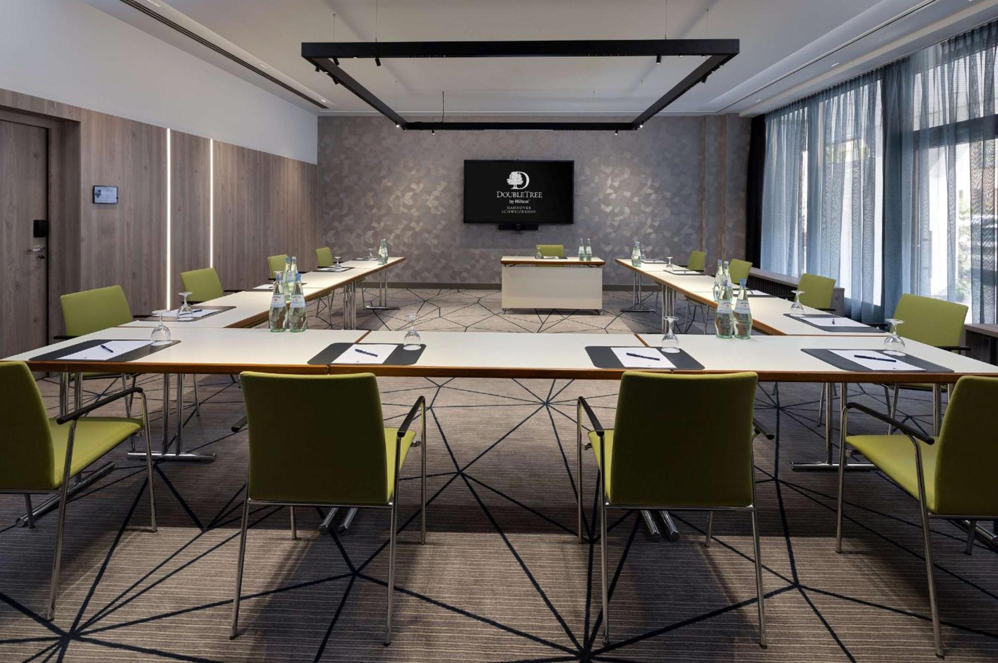 Hotel Doubletree By Hilton Schweizerhof Hannover