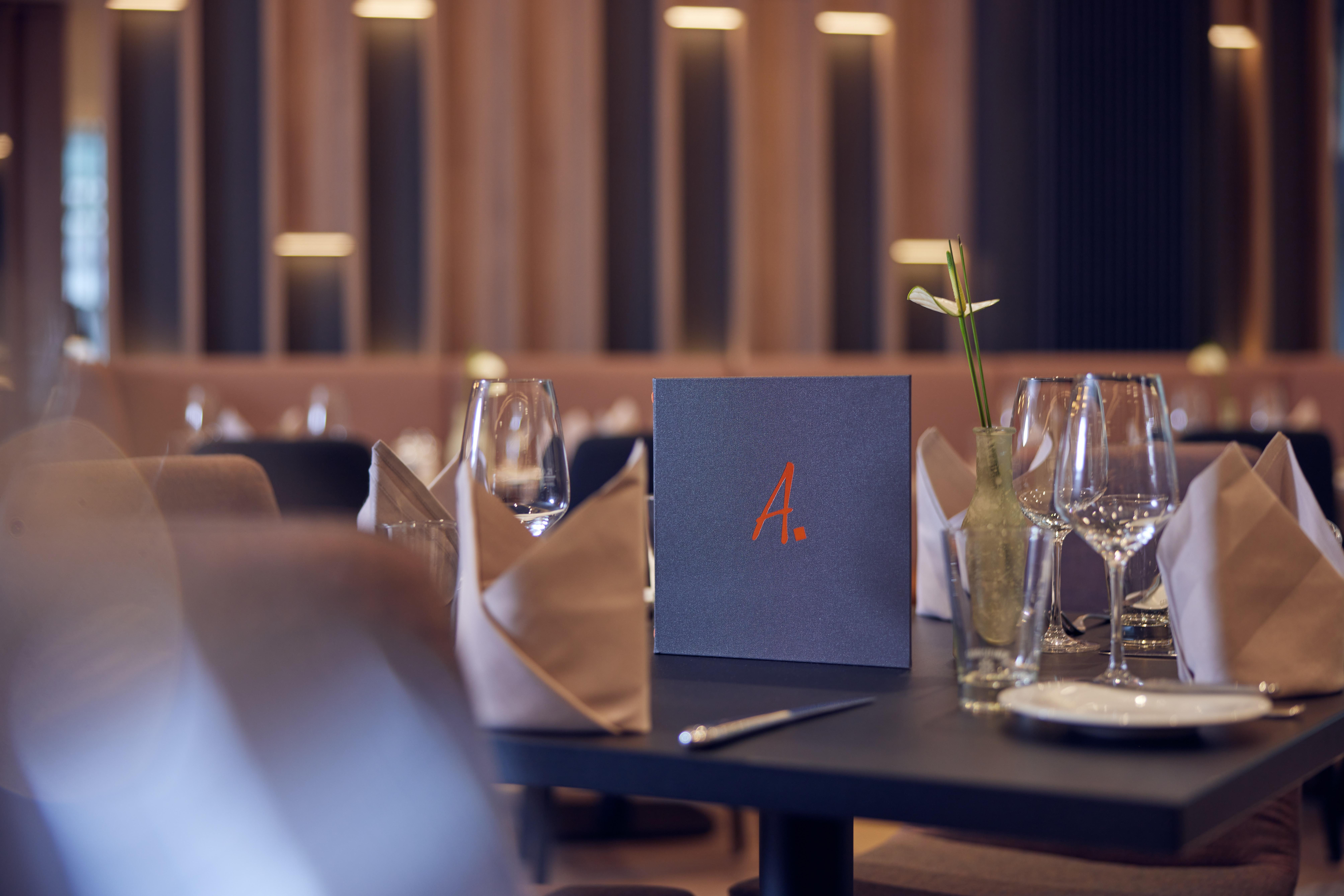 Doubletree By Hilton Schweizerhof Hotel Hannover