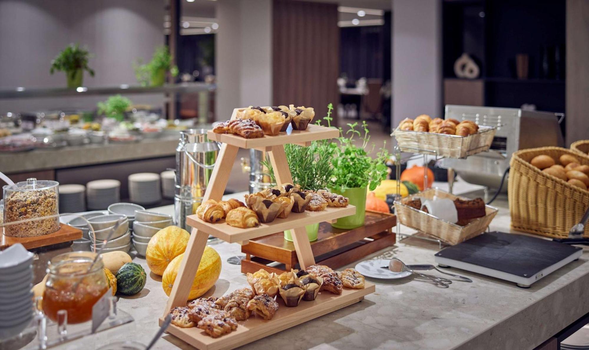 Hotel Doubletree By Hilton Schweizerhof Hannover